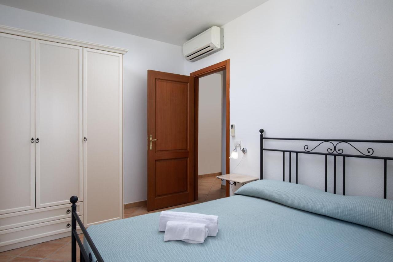 Homey Experience - Central Stay La Maddalena  Exterior photo