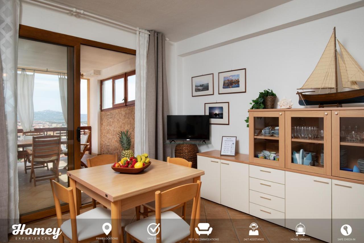Homey Experience - Central Stay La Maddalena  Exterior photo